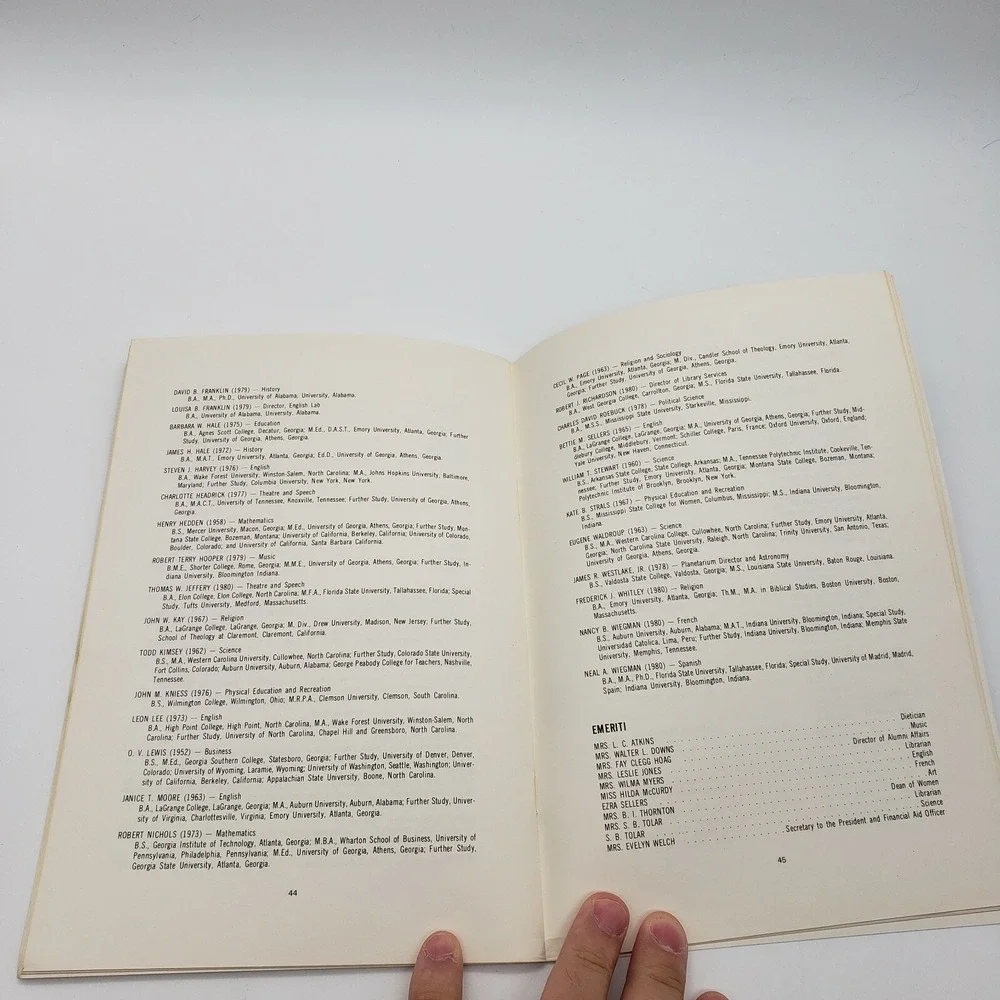 1982-1984 Young Harris College Catalog of All Graduates, Professors, & Academics